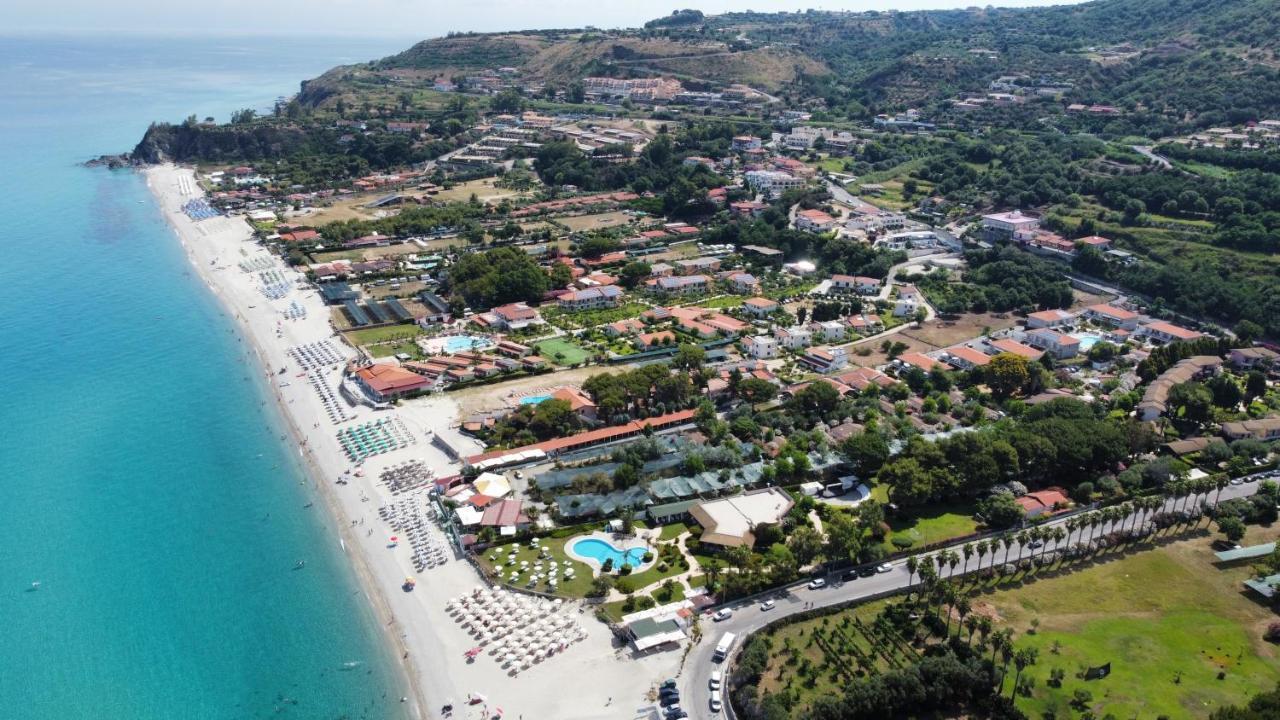 Hotel La Giara 赞布隆内 外观 照片